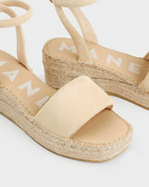 Espadrillas con Zeppa in Suede Morbido con Cinturino |