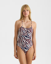 Cut-Out One Piece |