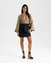 Pochette Kaia in Raffia Naturale e Pelle Nera |