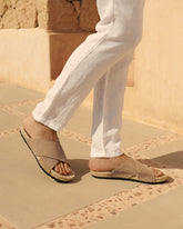 Suede Crossed Bands Sandals |