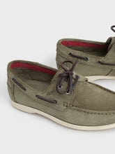 Boat Shoes |